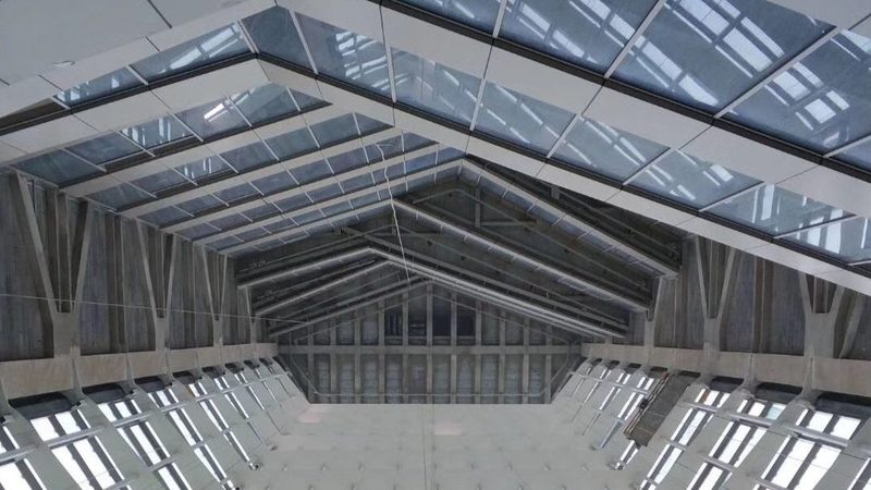 玻璃幕墙规范2025版解读：新标准下的行业变革